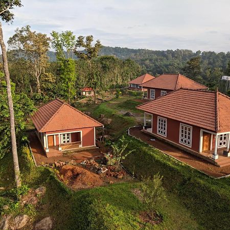 Tranquil Farms Villa Manimala Luaran gambar